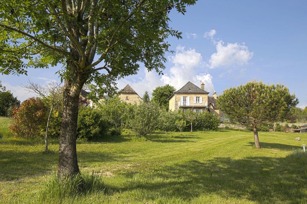 La Source Gilhodes Hotel Castelnau-de-Mandailles Buitenkant foto