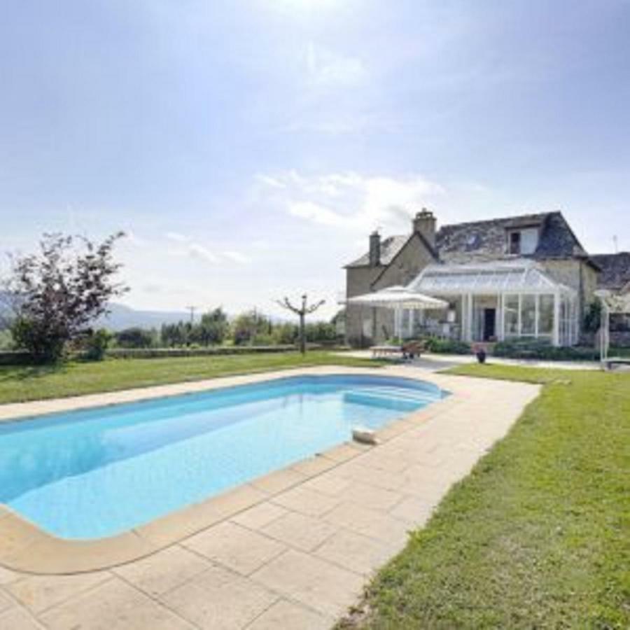 La Source Gilhodes Hotel Castelnau-de-Mandailles Buitenkant foto