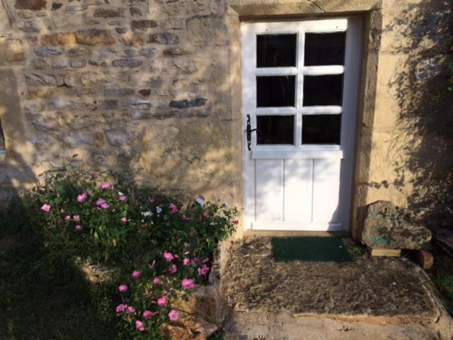 La Source Gilhodes Hotel Castelnau-de-Mandailles Buitenkant foto